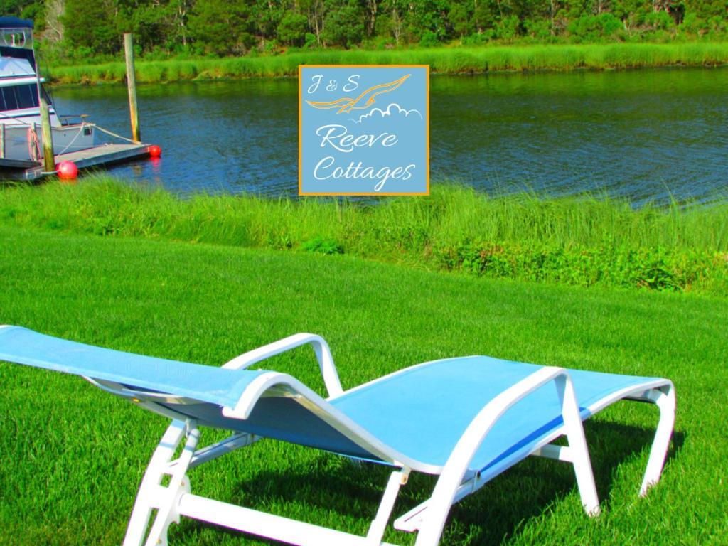 Premier Waterfront Cottage 2 Riverhead Exterior photo