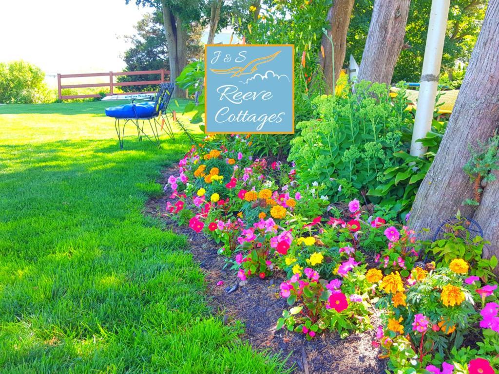 Premier Waterfront Cottage 2 Riverhead Exterior photo